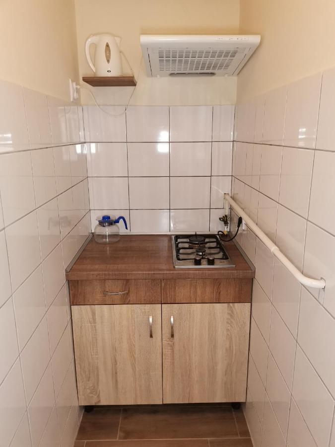 Gyoengyvirag Apartmanhaz Hajduszoboszlo Exterior photo