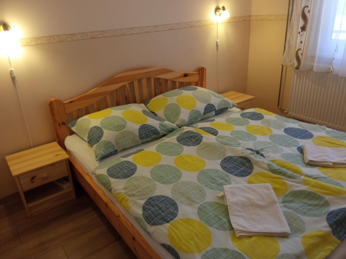 Gyoengyvirag Apartmanhaz Hajduszoboszlo Exterior photo